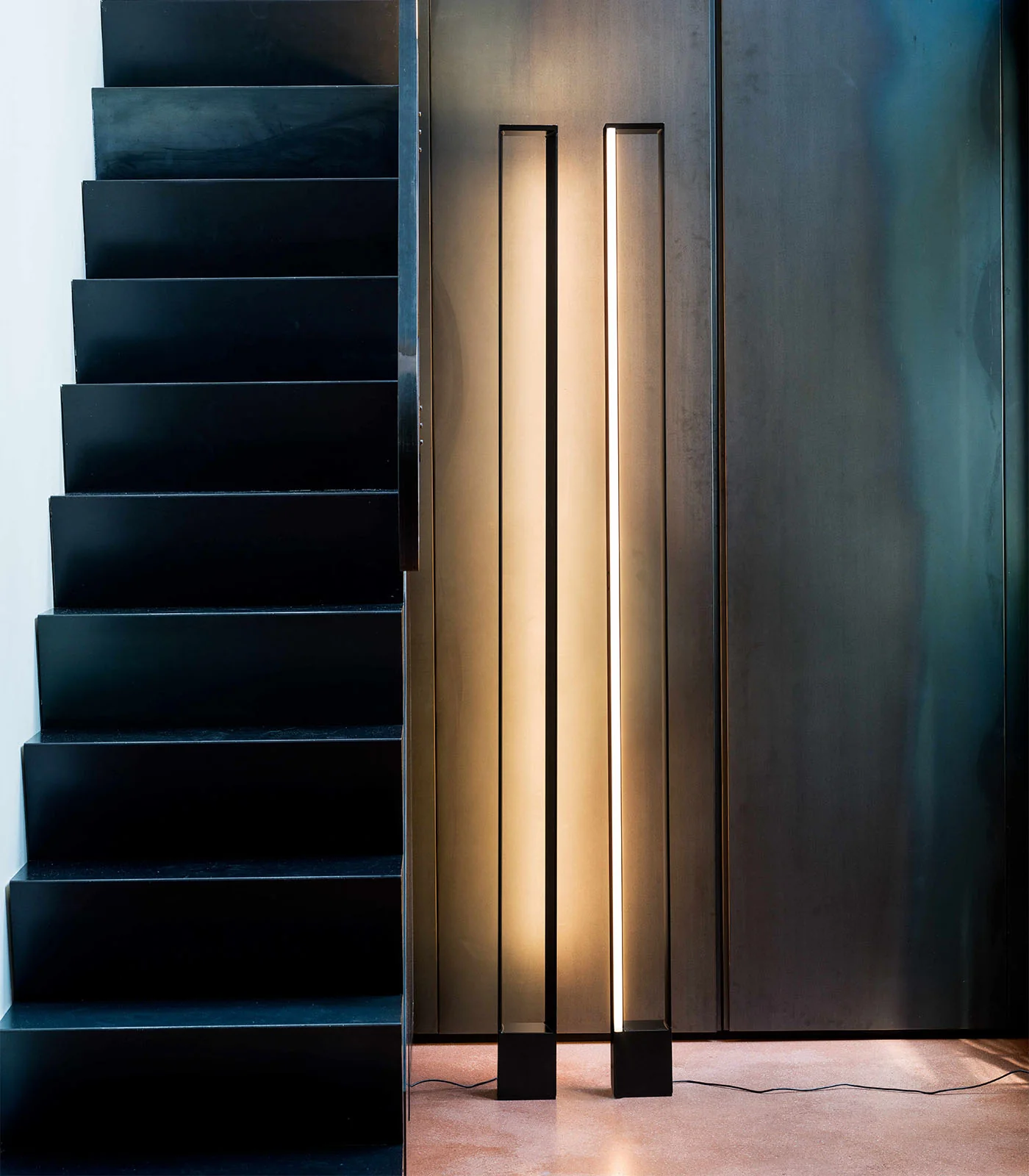 Tru Floor Lamp