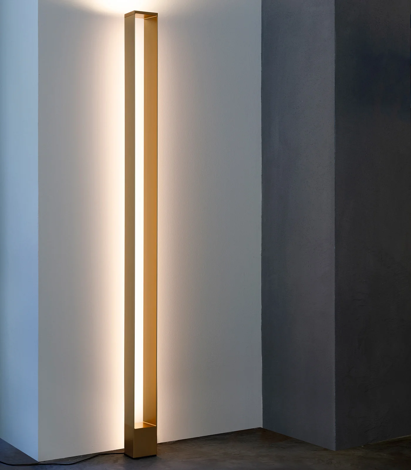 Tru Floor Lamp - Image 9