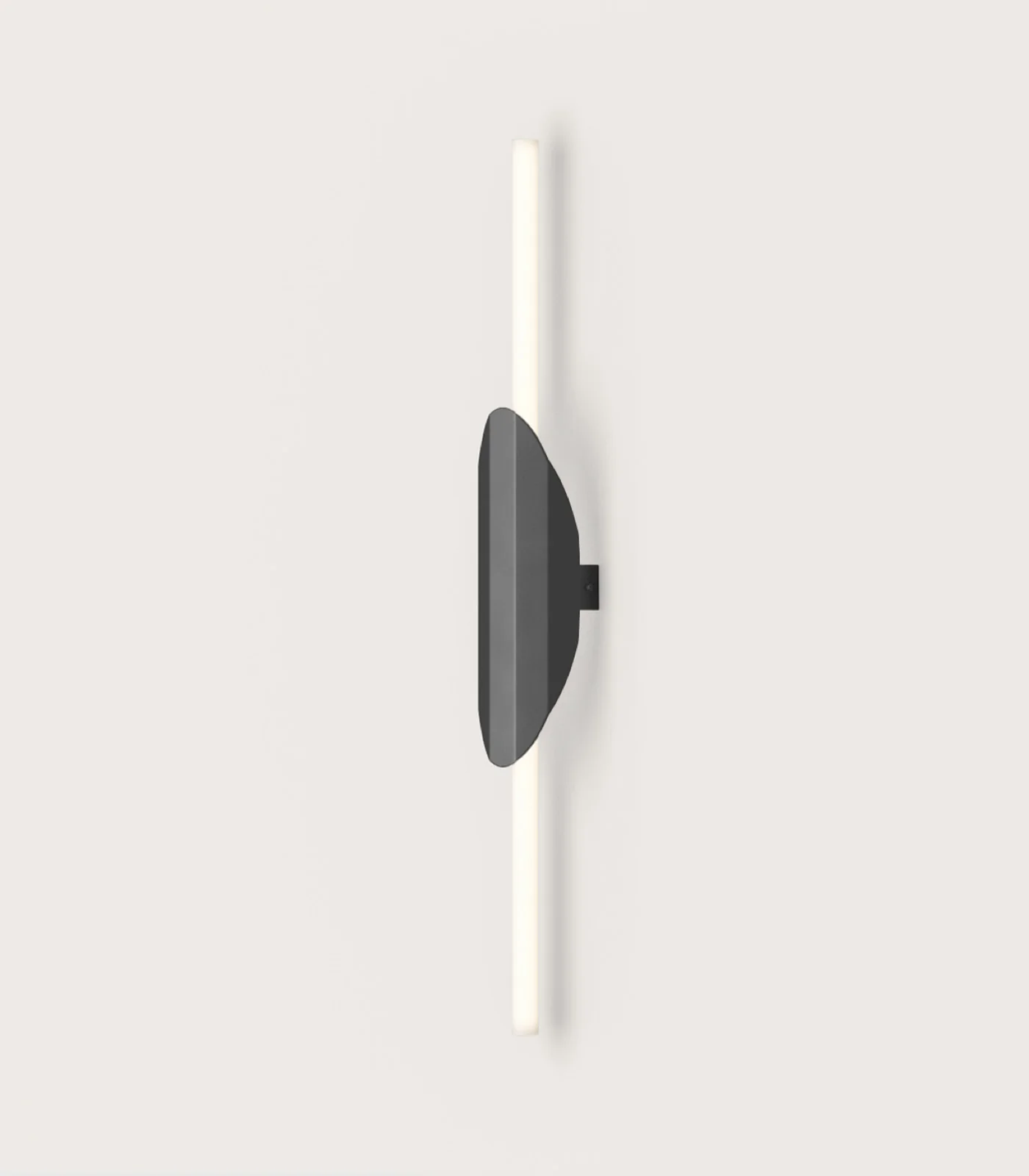 Xago Wall Light - Image 3